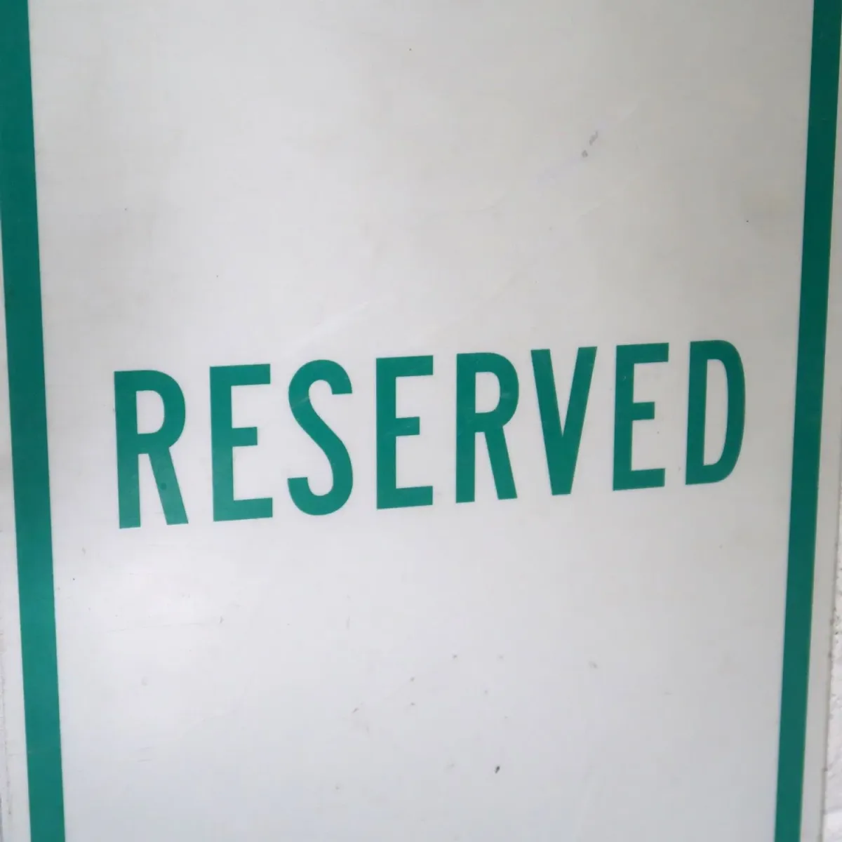 RESERVED メタルサイン