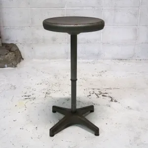 AJUSTO EQUIPMENT社 ビンテージ インダストリアル メタルスツール