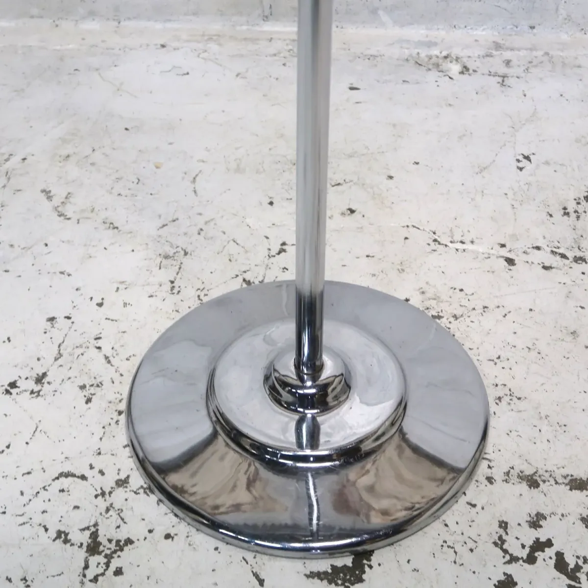 ビンテージ メタルハンガーラック