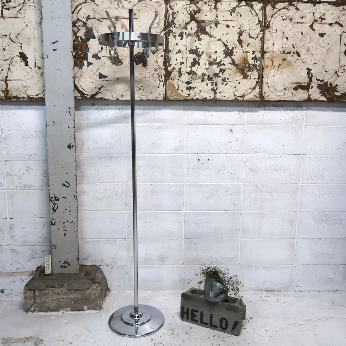 ビンテージ メタルハンガーラック