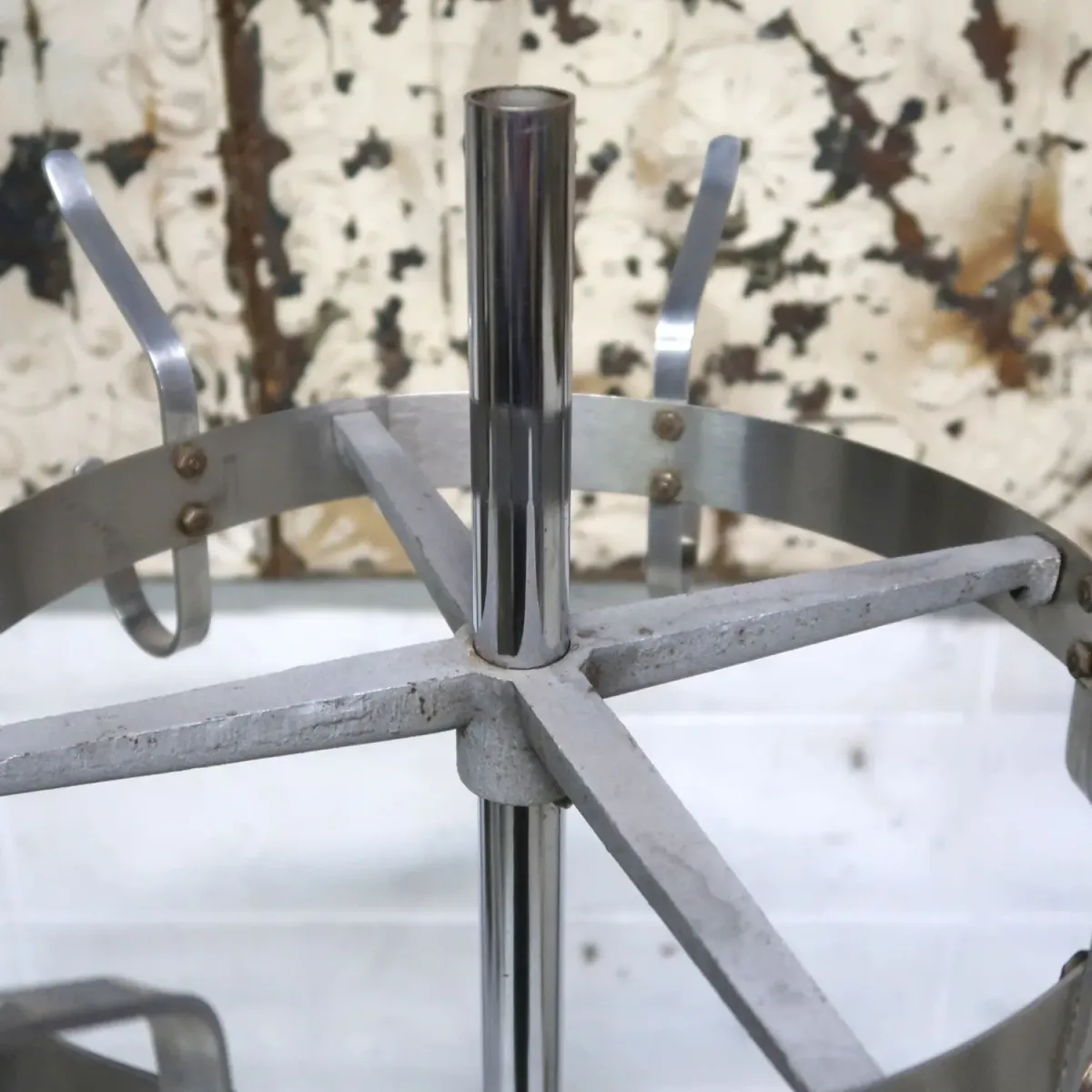 ビンテージ メタルハンガーラック