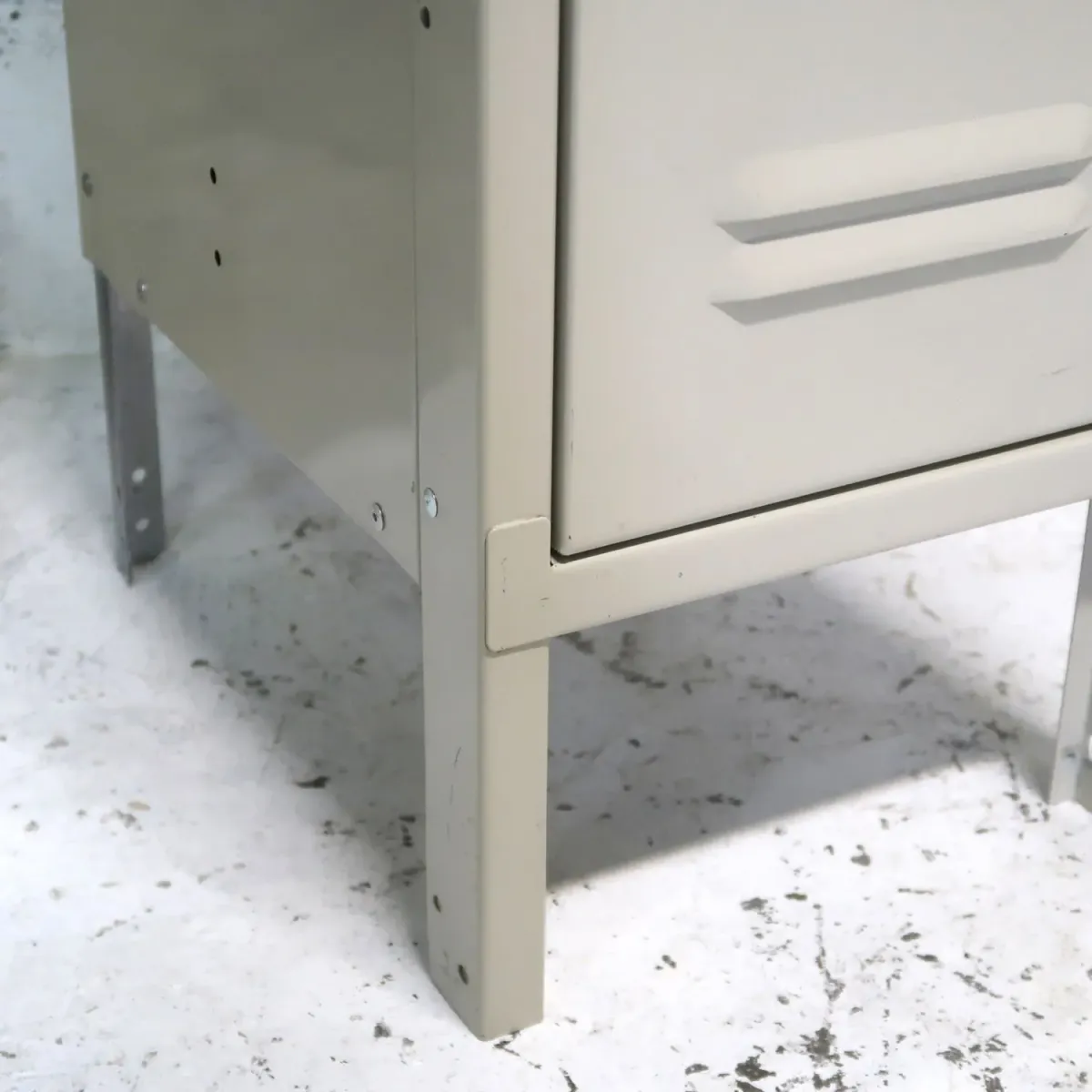 LYON ビンテージ メタルロッカー