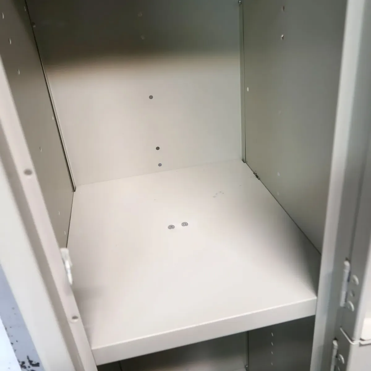 LYON ビンテージ メタルロッカー