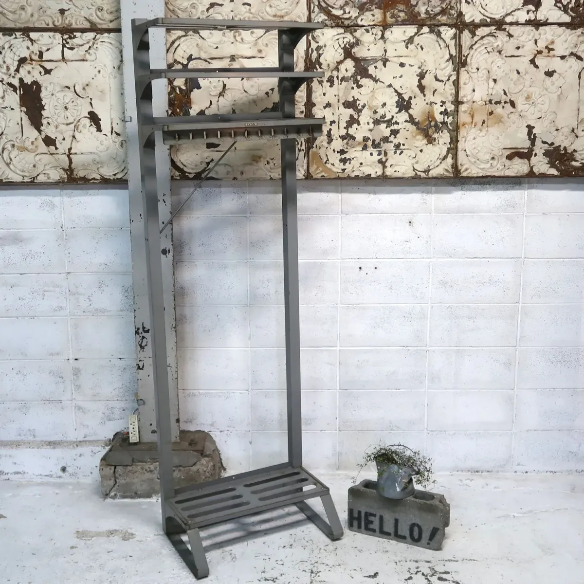 LYON ビンテージ ハンガーラック