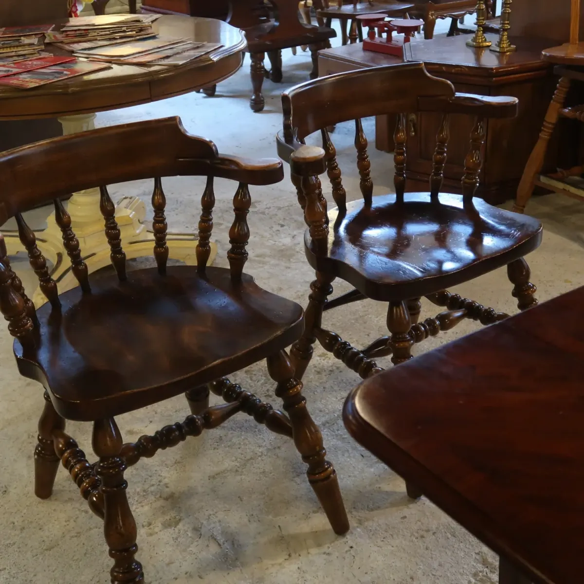 アンティーク ウッド キャプテンチェア