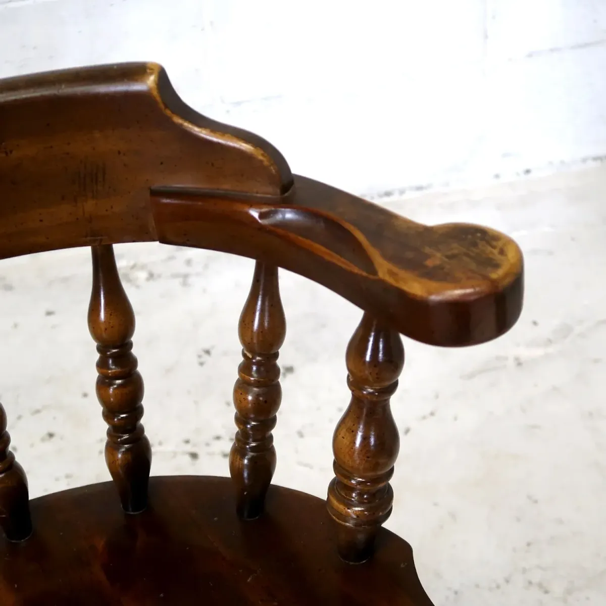 アンティーク ウッド キャプテンチェア