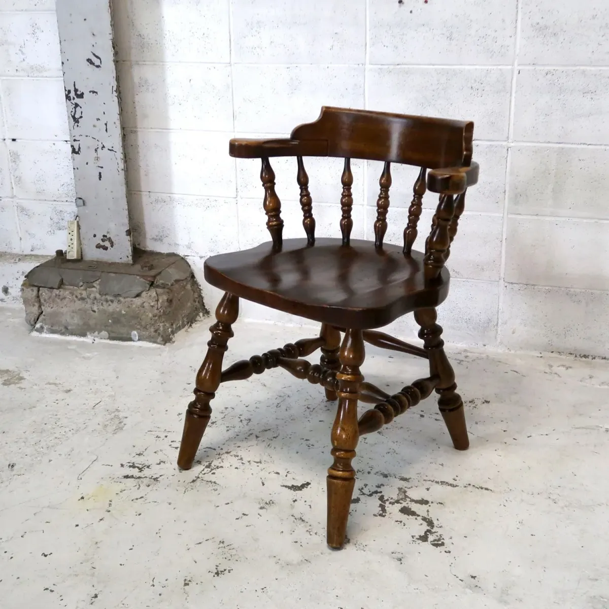 アンティーク ウッド キャプテンチェア