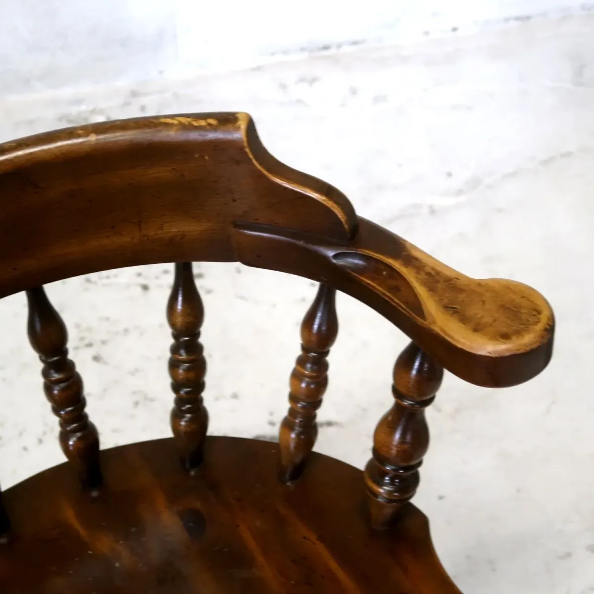 アンティーク ウッド キャプテンチェア