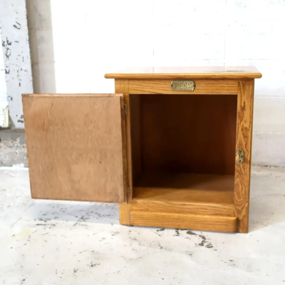 WHITE CLAD ビンテージ ナイトスタンド