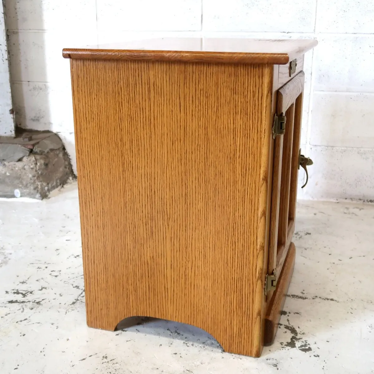 WHITE CLAD ビンテージ ナイトスタンド