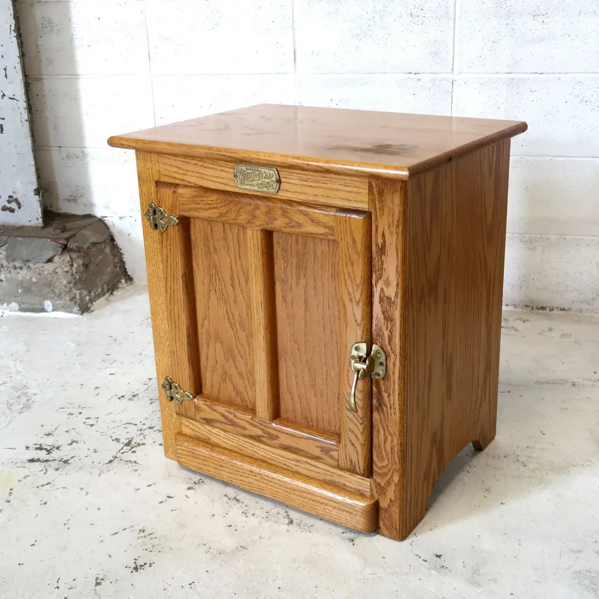 WHITE CLAD ビンテージ ナイトスタンド