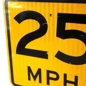 ロードサイン 25MPH