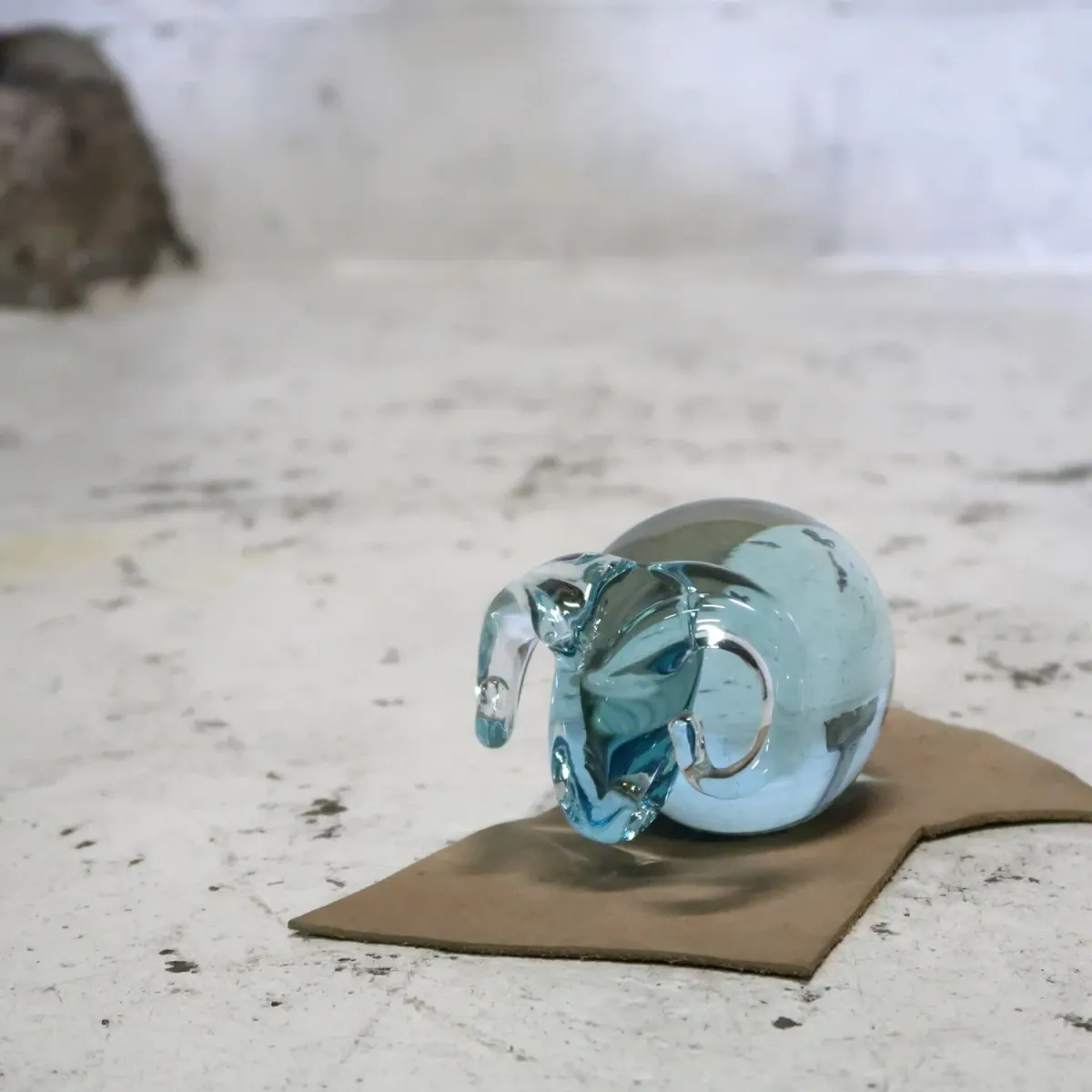 ビンテージ ガラスオブジェ ヒツジ