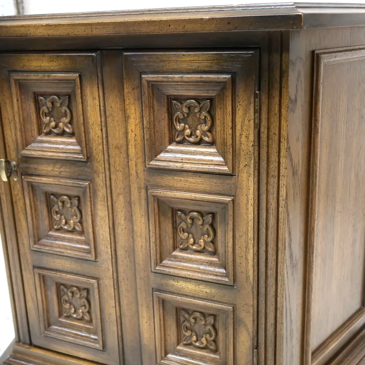 アンティーク ナイトスタンド