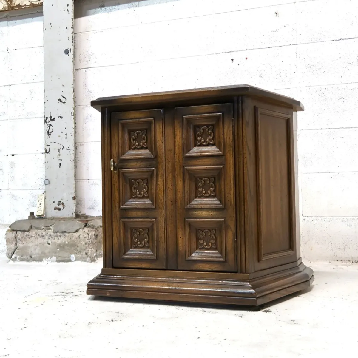 アンティーク ナイトスタンド