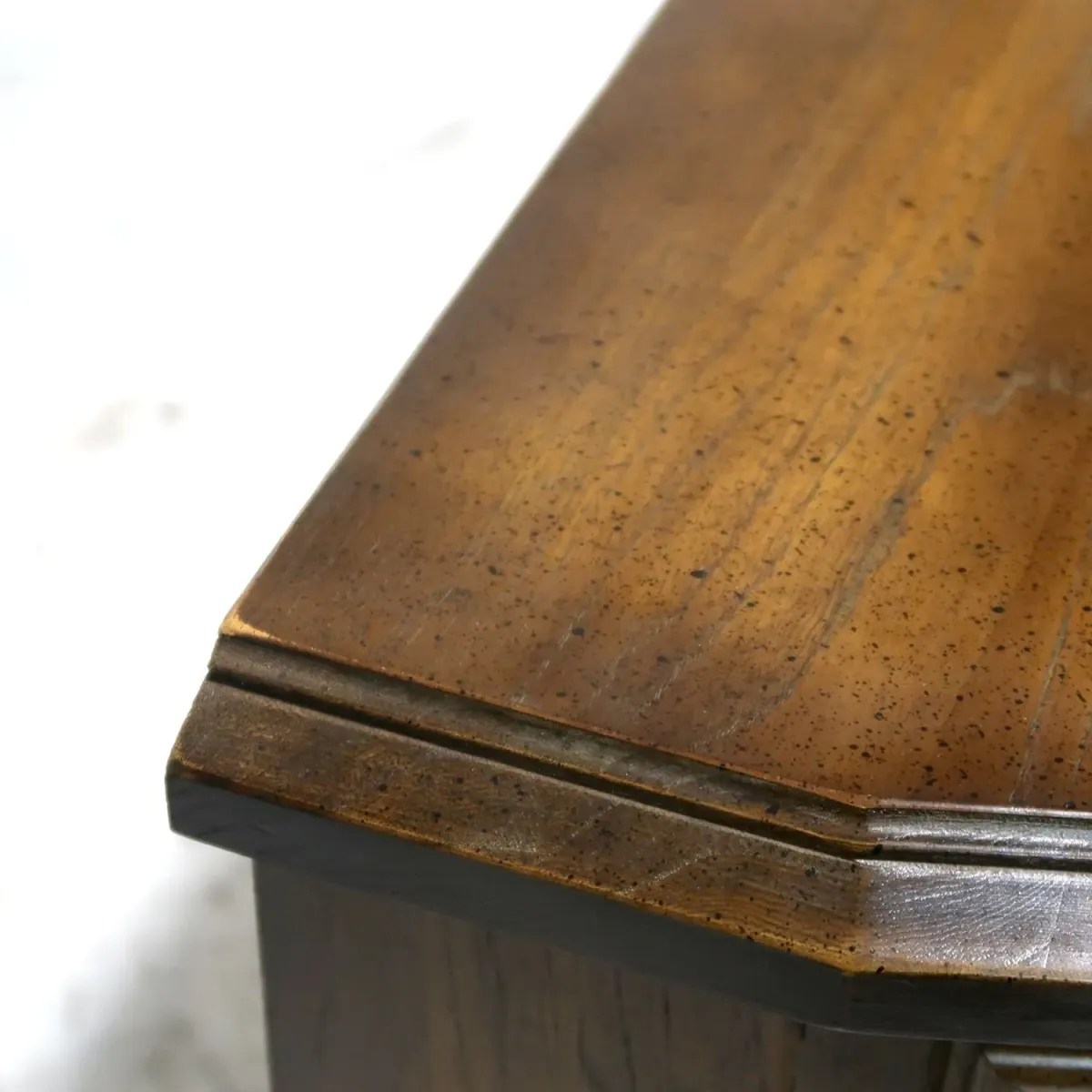 アンティーク ナイトスタンド