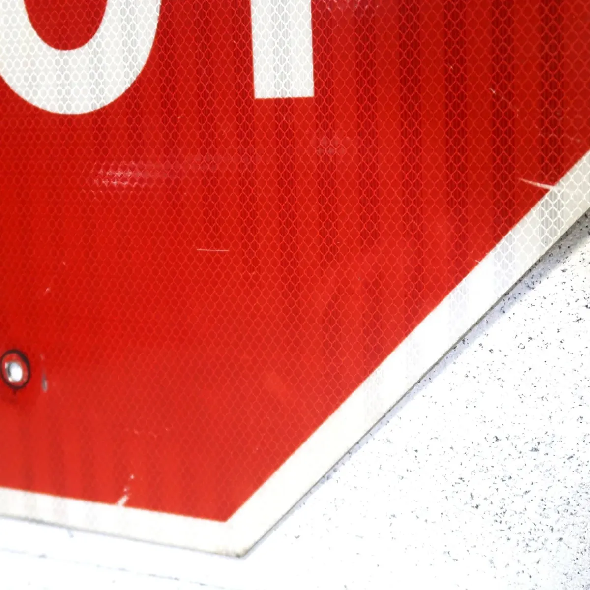 STOP ロードサイン