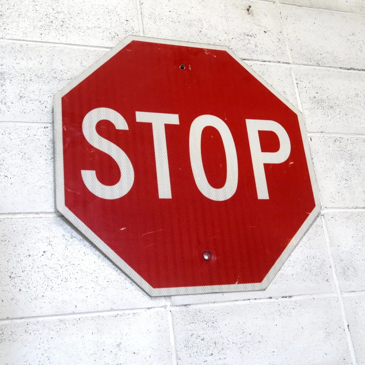 STOP ロードサイン