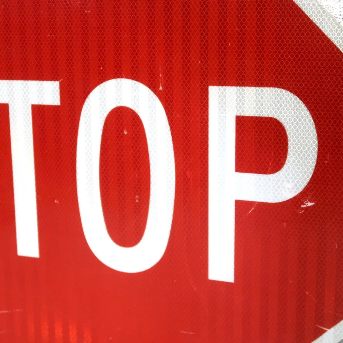 STOP ロードサイン