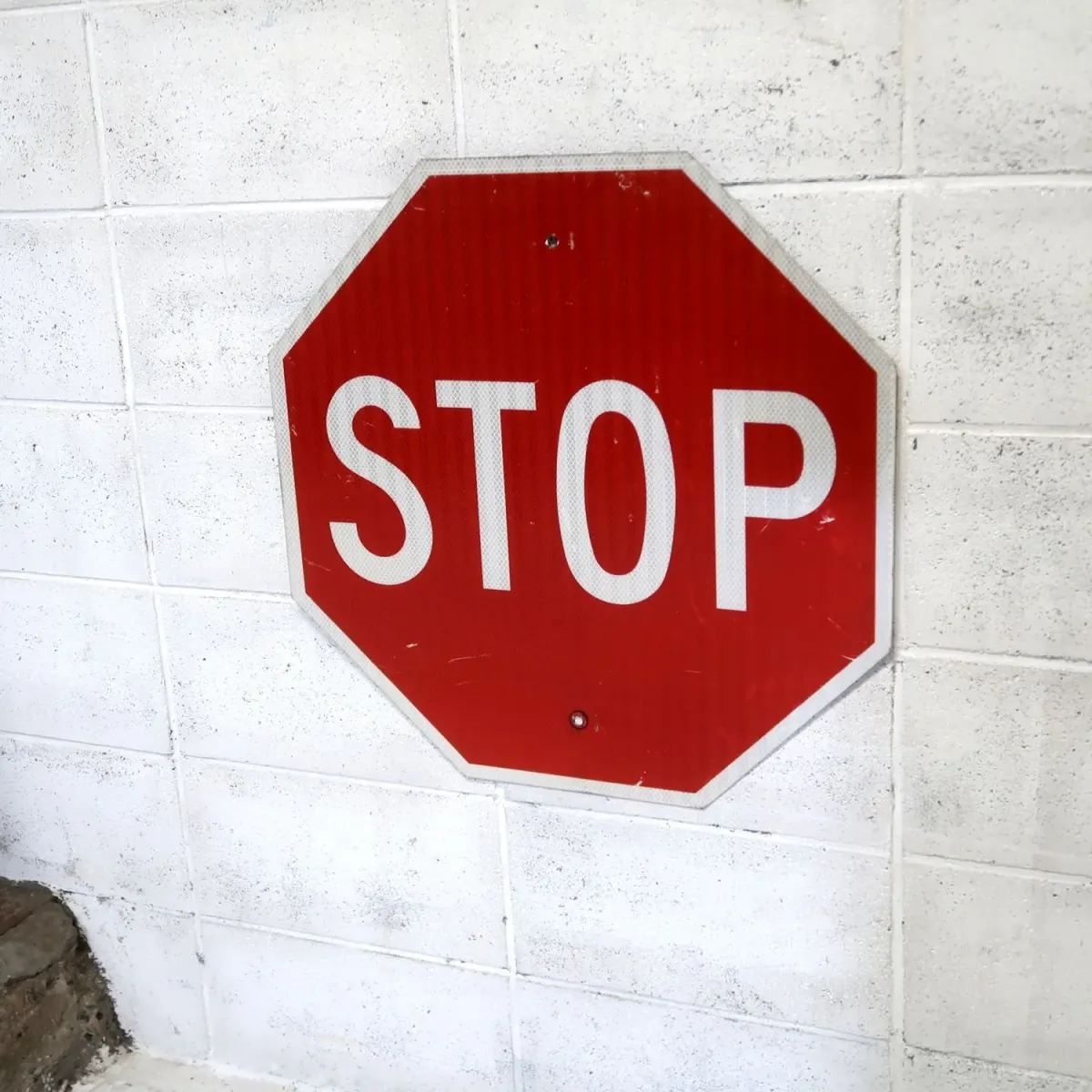 STOP ロードサイン