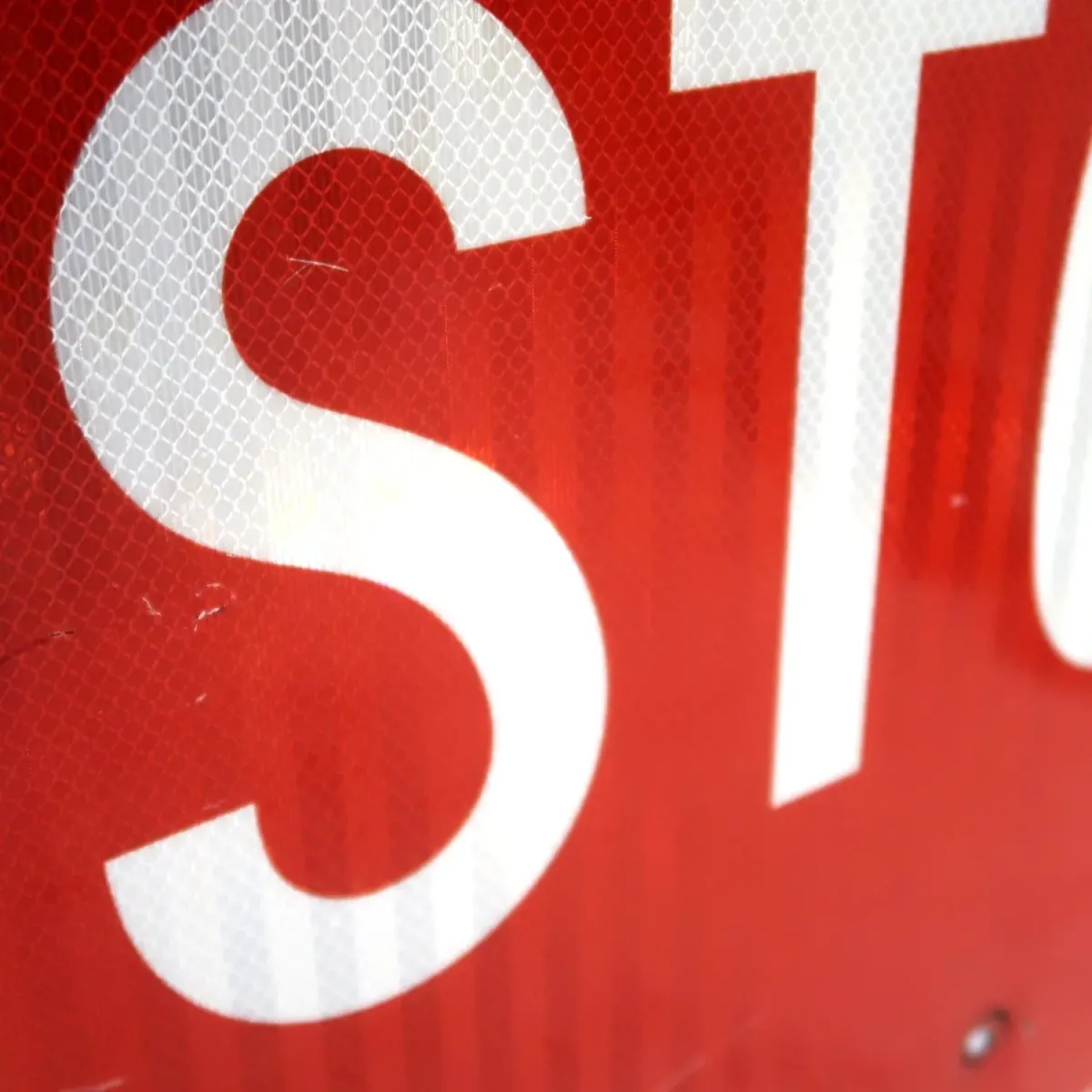 STOP ロードサイン