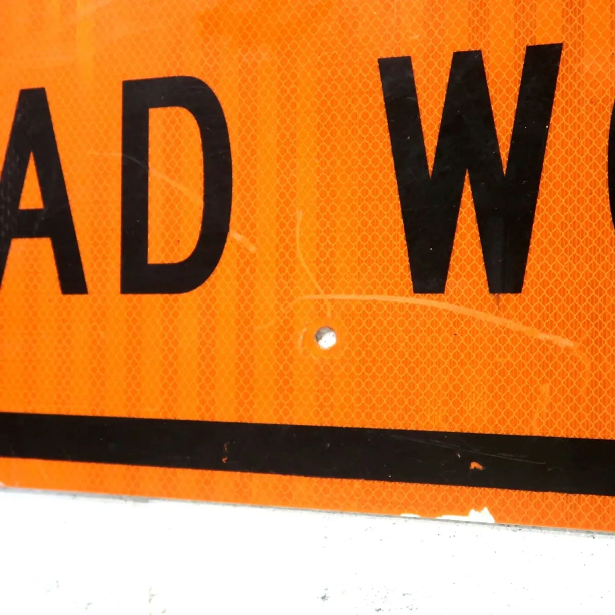 END ROAD WORK ロードサイン