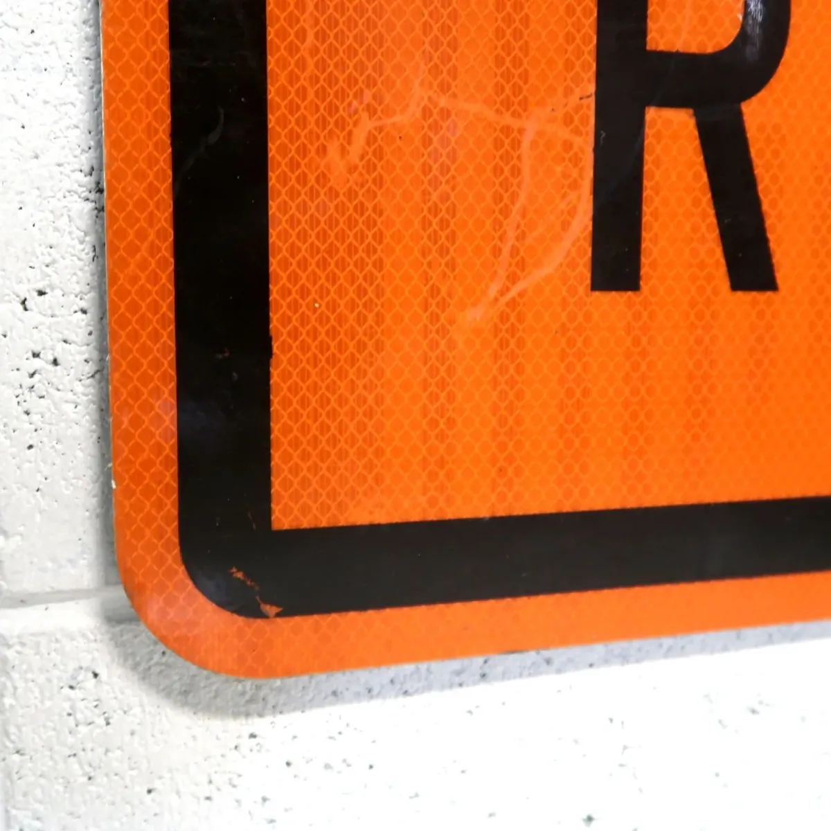 END ROAD WORK ロードサイン