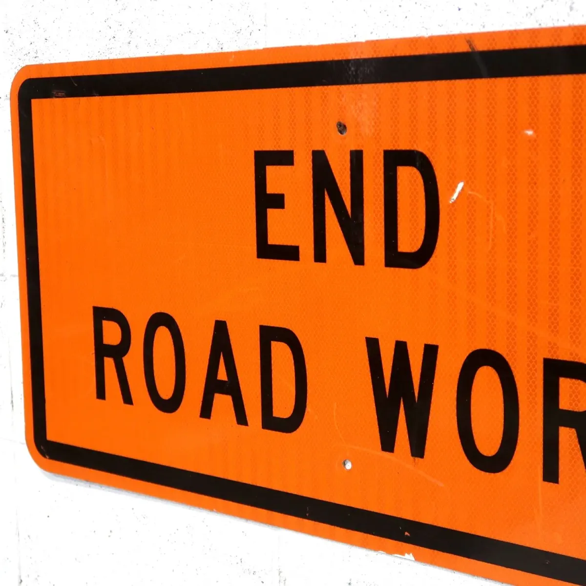 END ROAD WORK ロードサイン