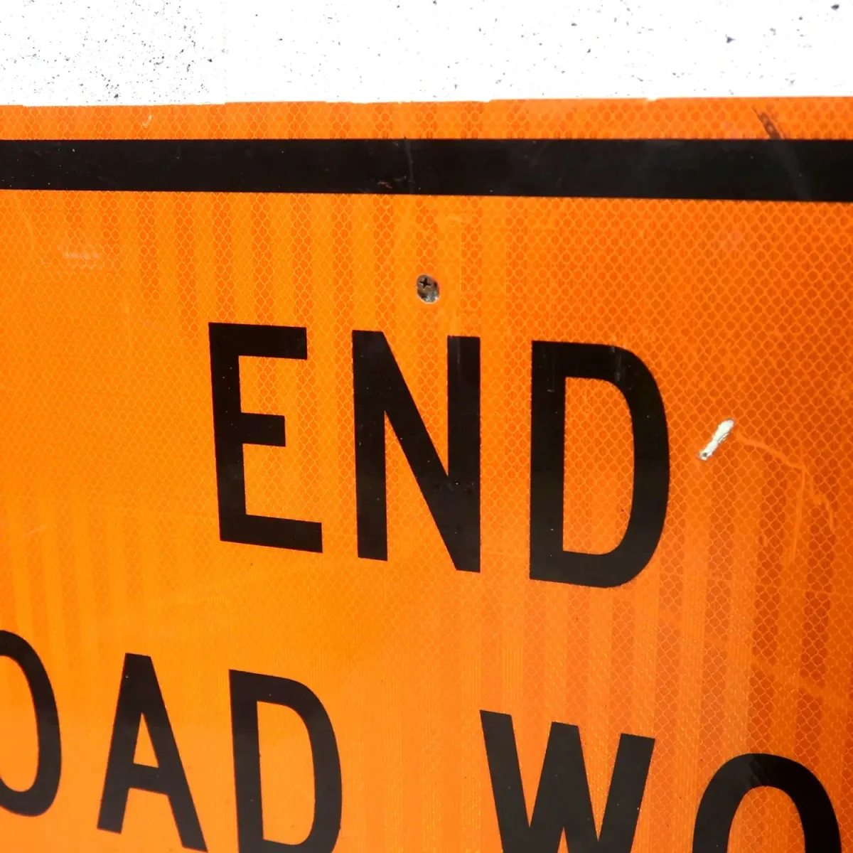 END ROAD WORK ロードサイン