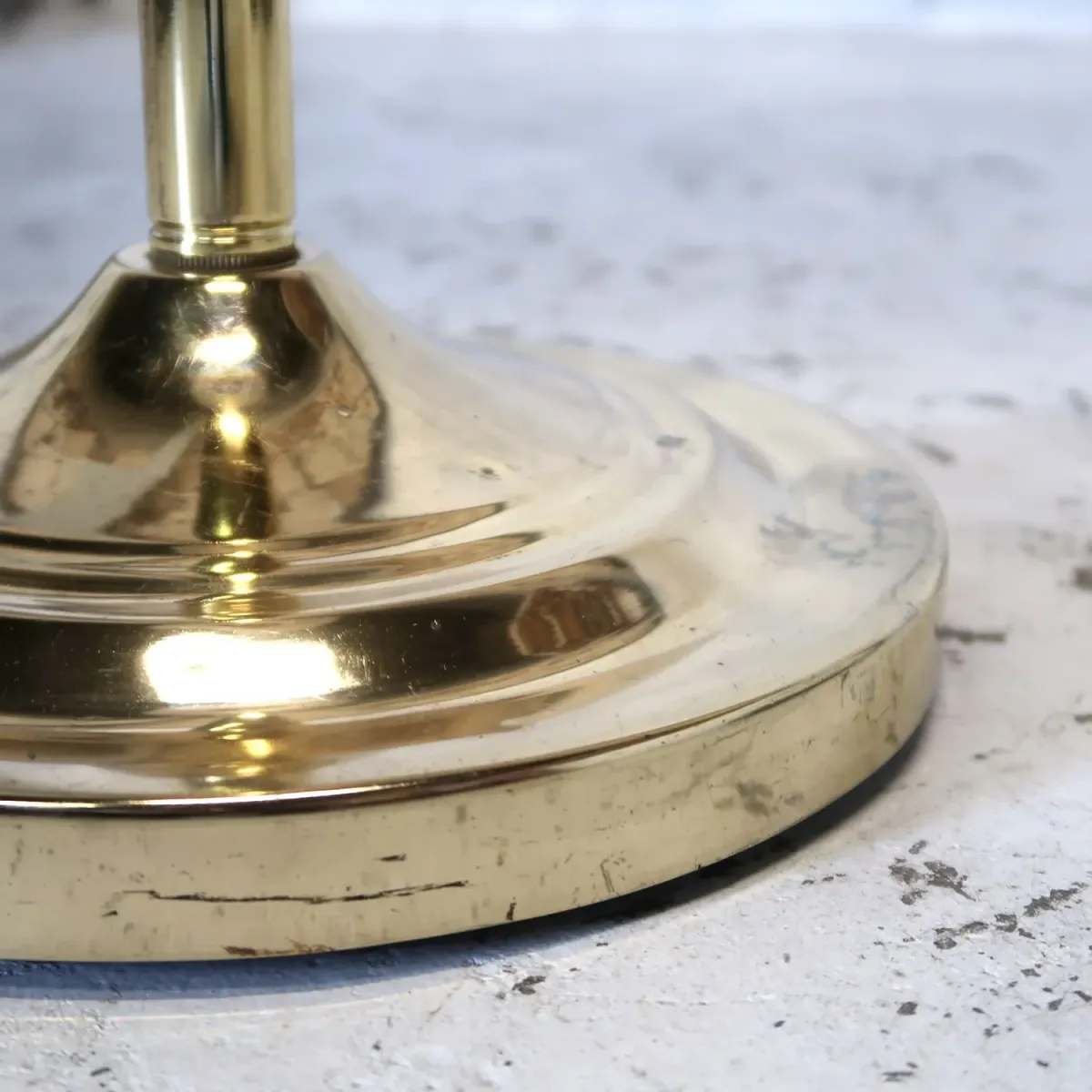 アンティーク ゴールドメタル フロアランプ