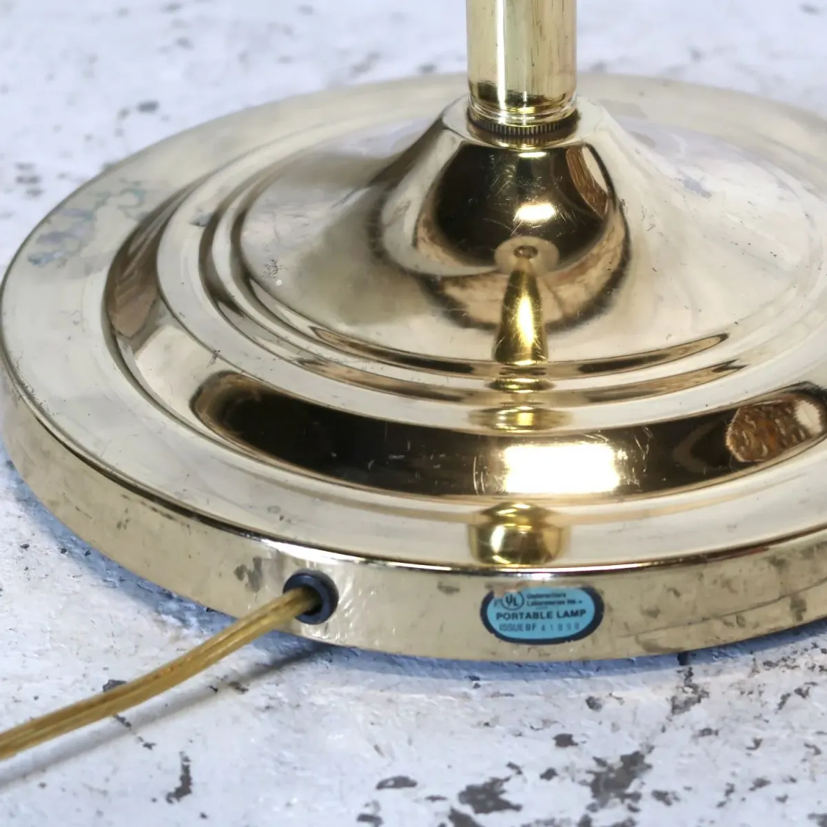 アンティーク ゴールドメタル フロアランプ