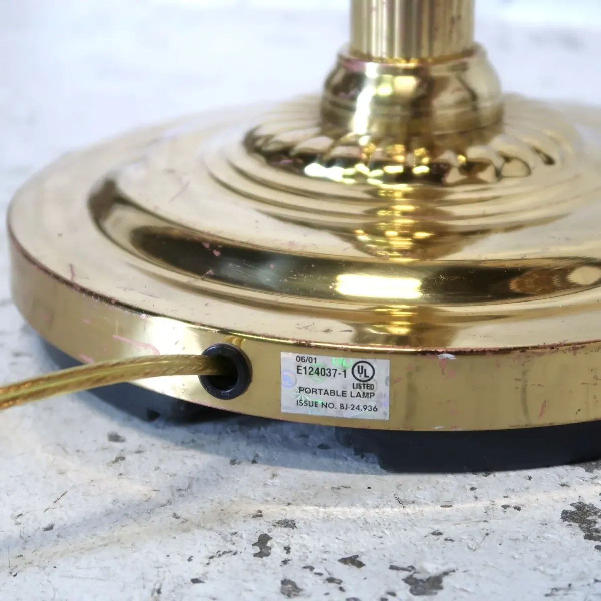 アンティーク ゴールドメタル フロアランプ