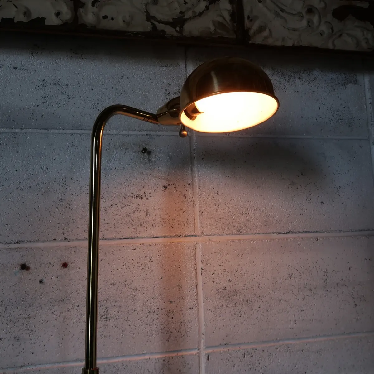 アンティーク ゴールドメタル フロアランプ