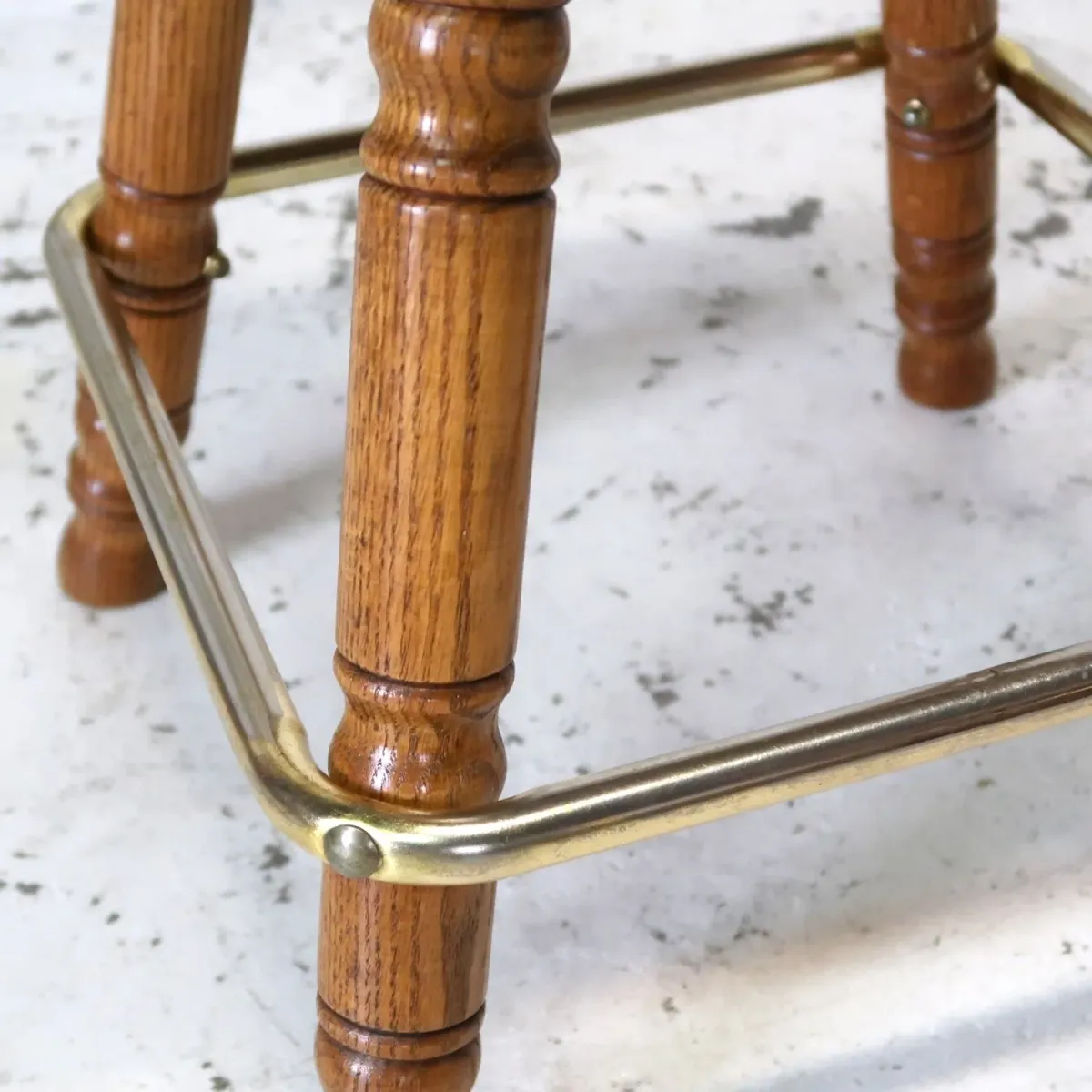 アンティーク ウッド カウンターチェア