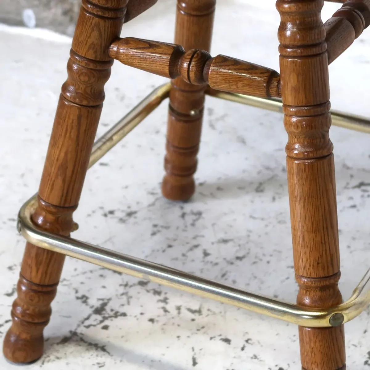 アンティーク ウッド カウンターチェア