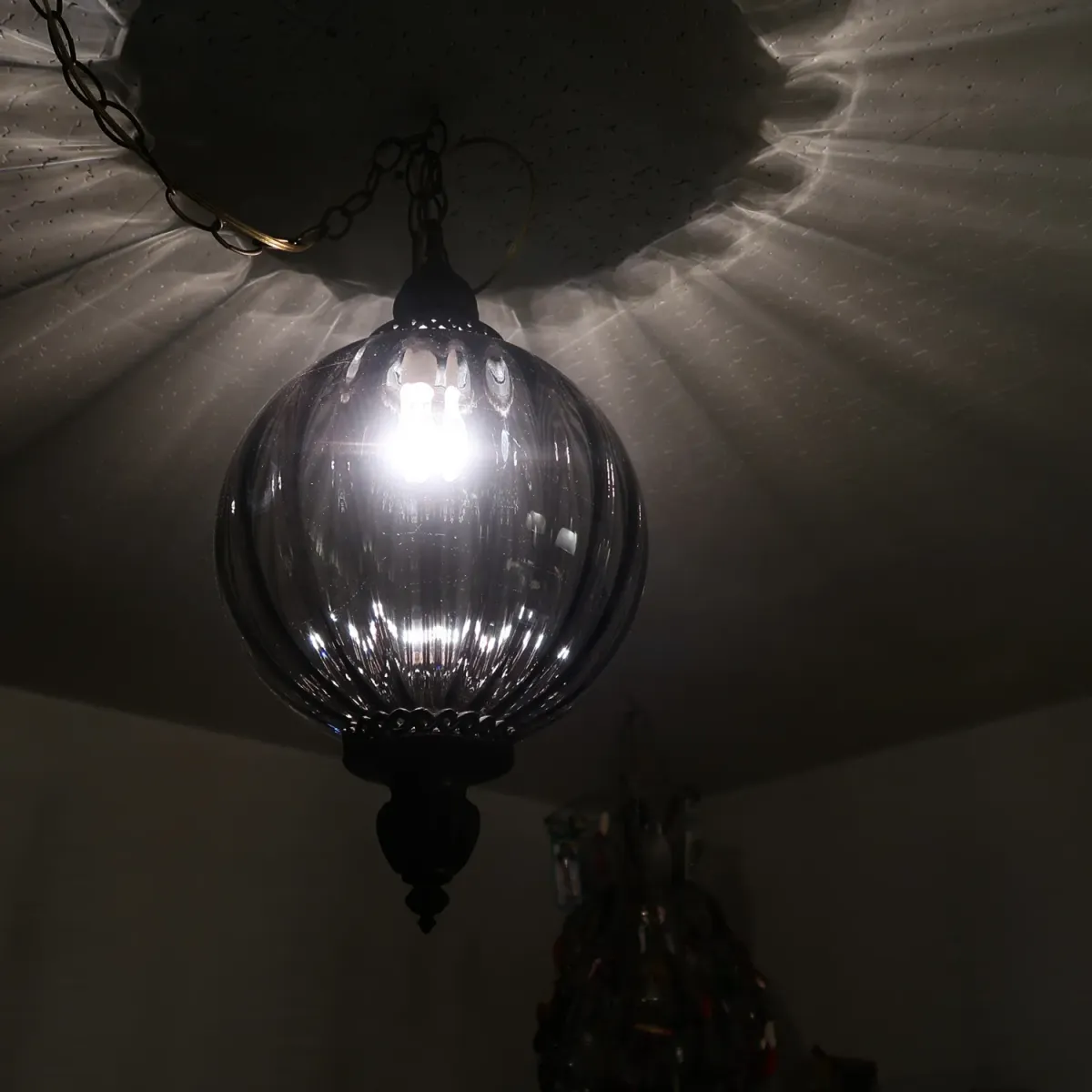 アンティーク スモークガラス ペンダントランプ