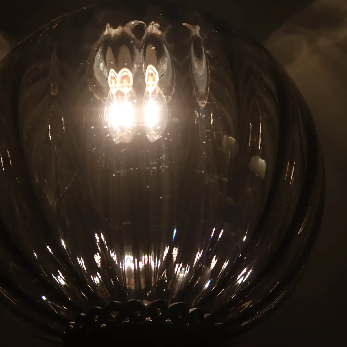 アンティーク スモークガラス ペンダントランプ