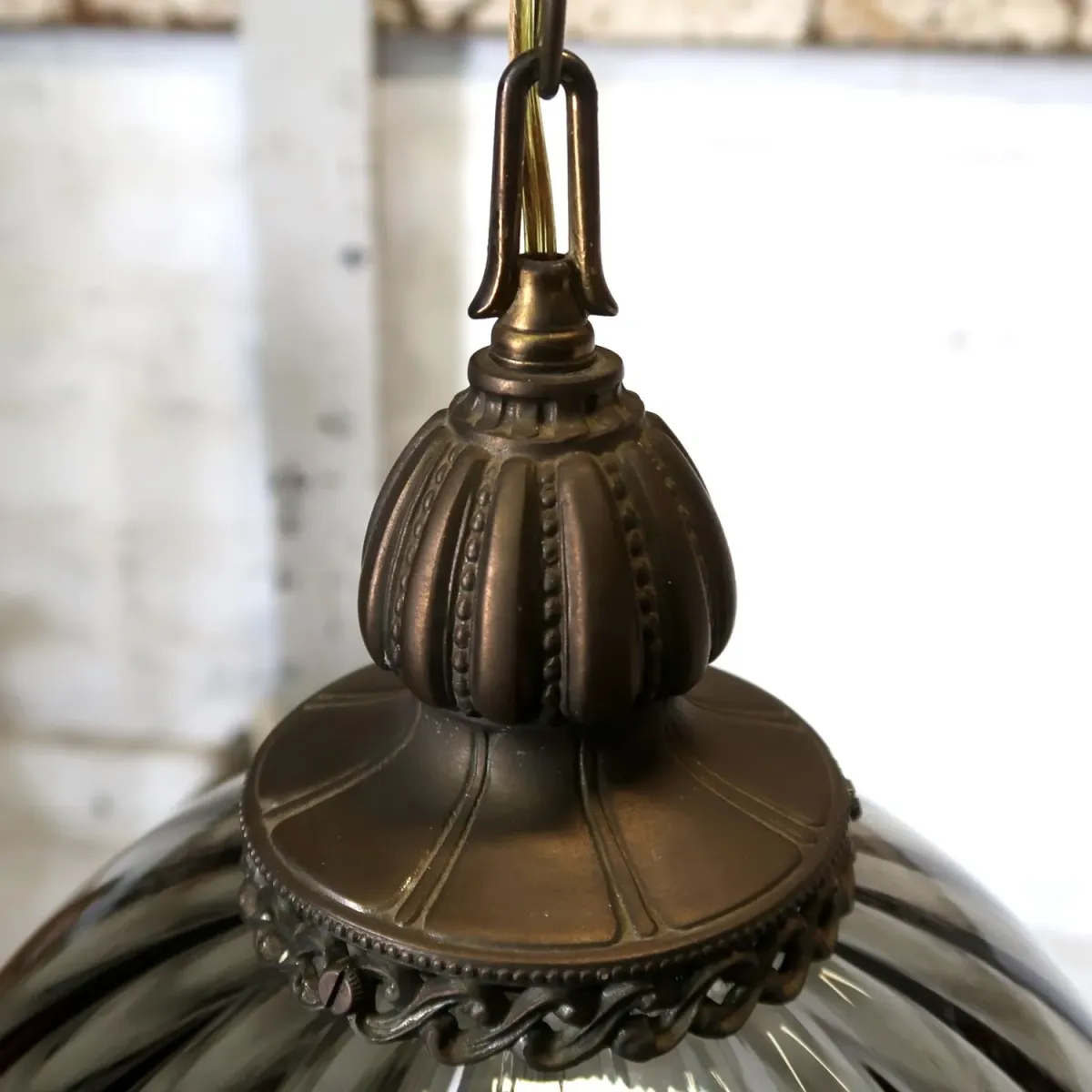 アンティーク スモークガラス ペンダントランプ