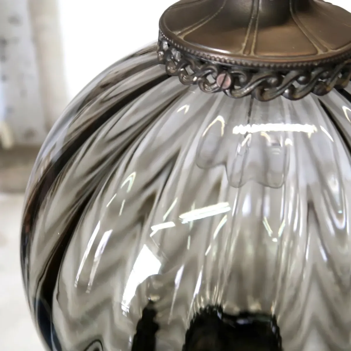 アンティーク スモークガラス ペンダントランプ