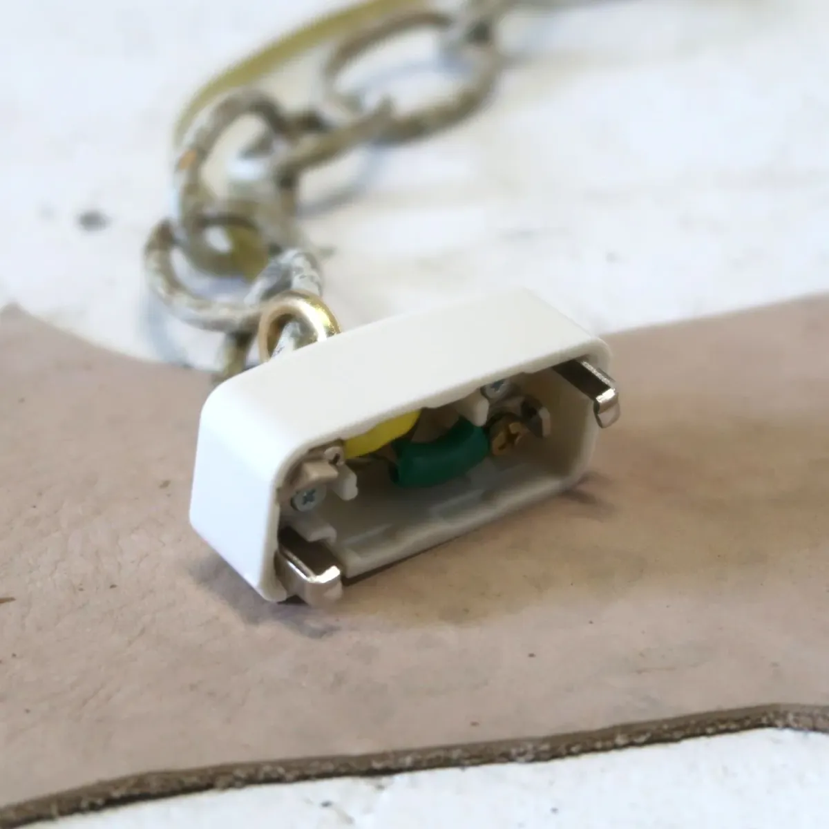 アンティーク ミルクガラス ペンダントランプ