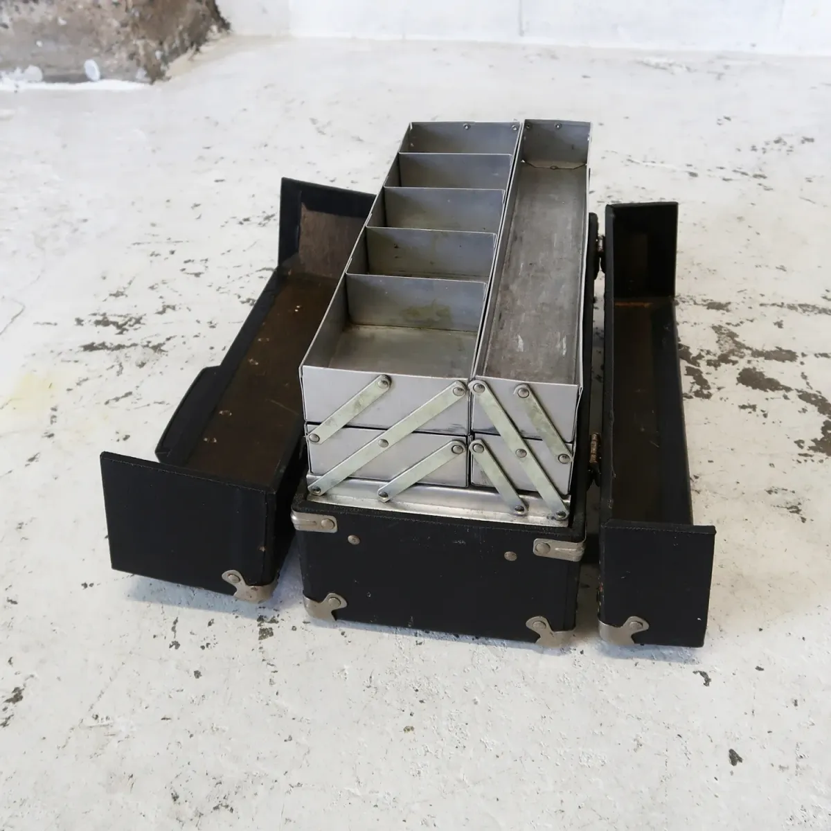 SYLVANIA ビンテージ サービスマントランク