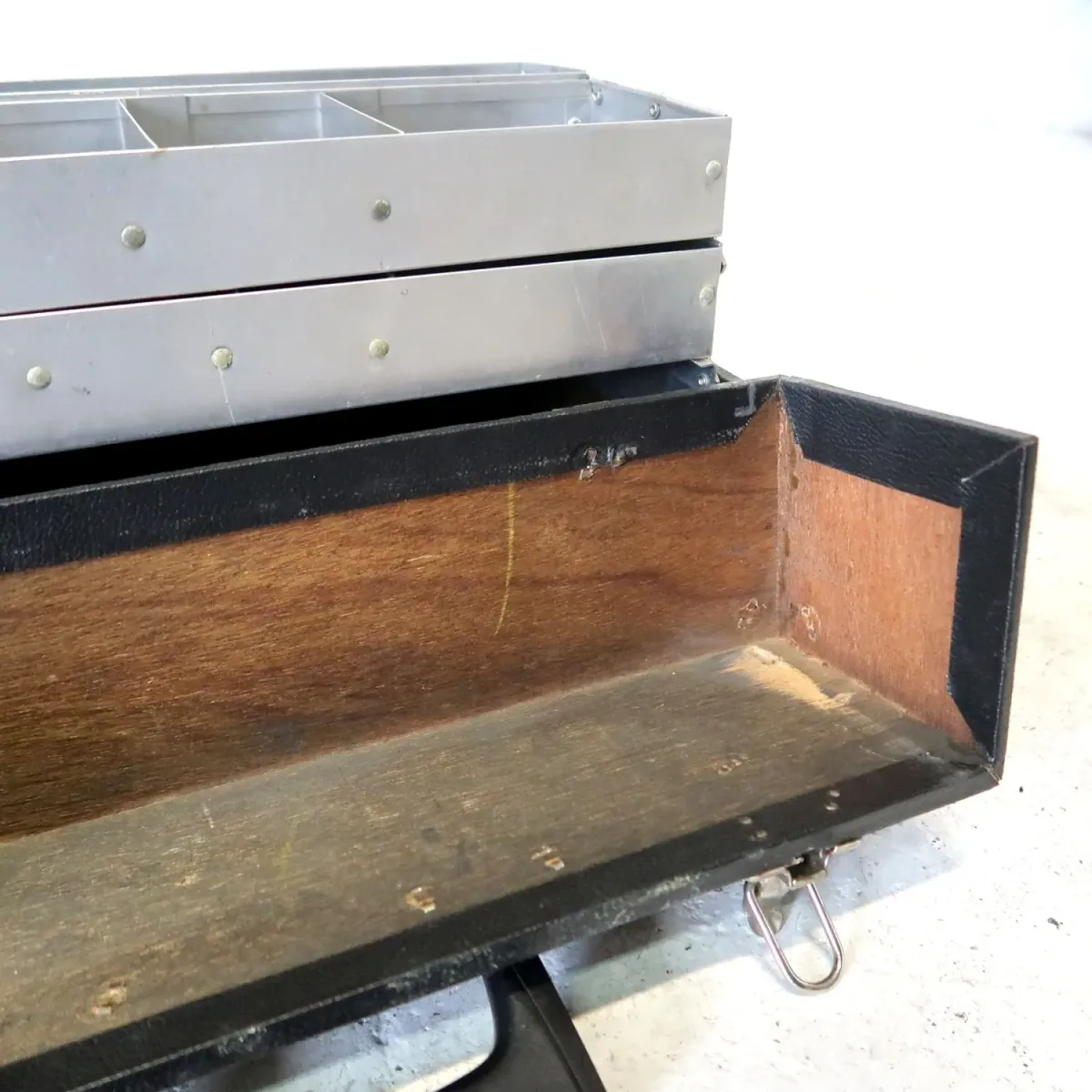 SYLVANIA ビンテージ サービスマントランク