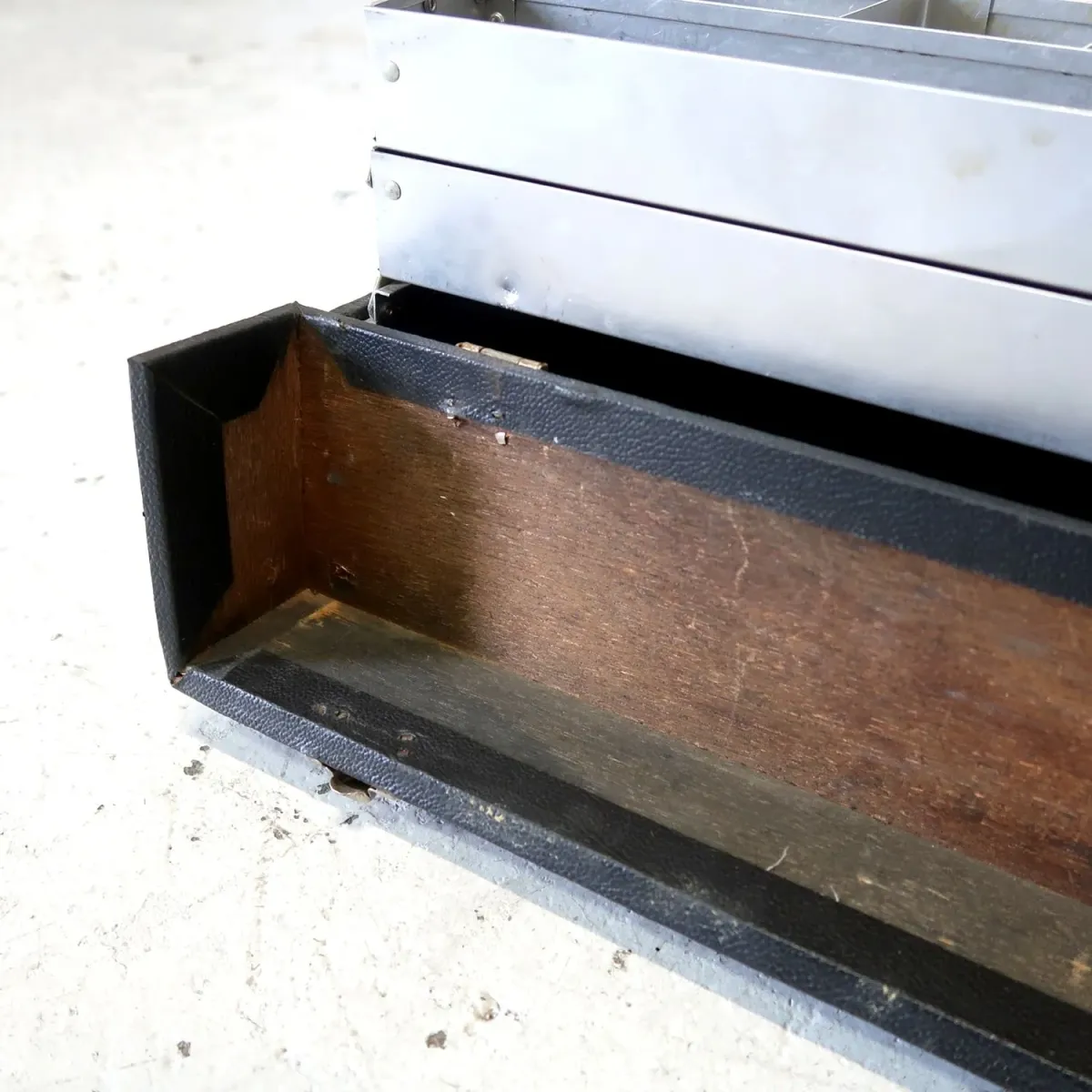 SYLVANIA ビンテージ サービスマントランク