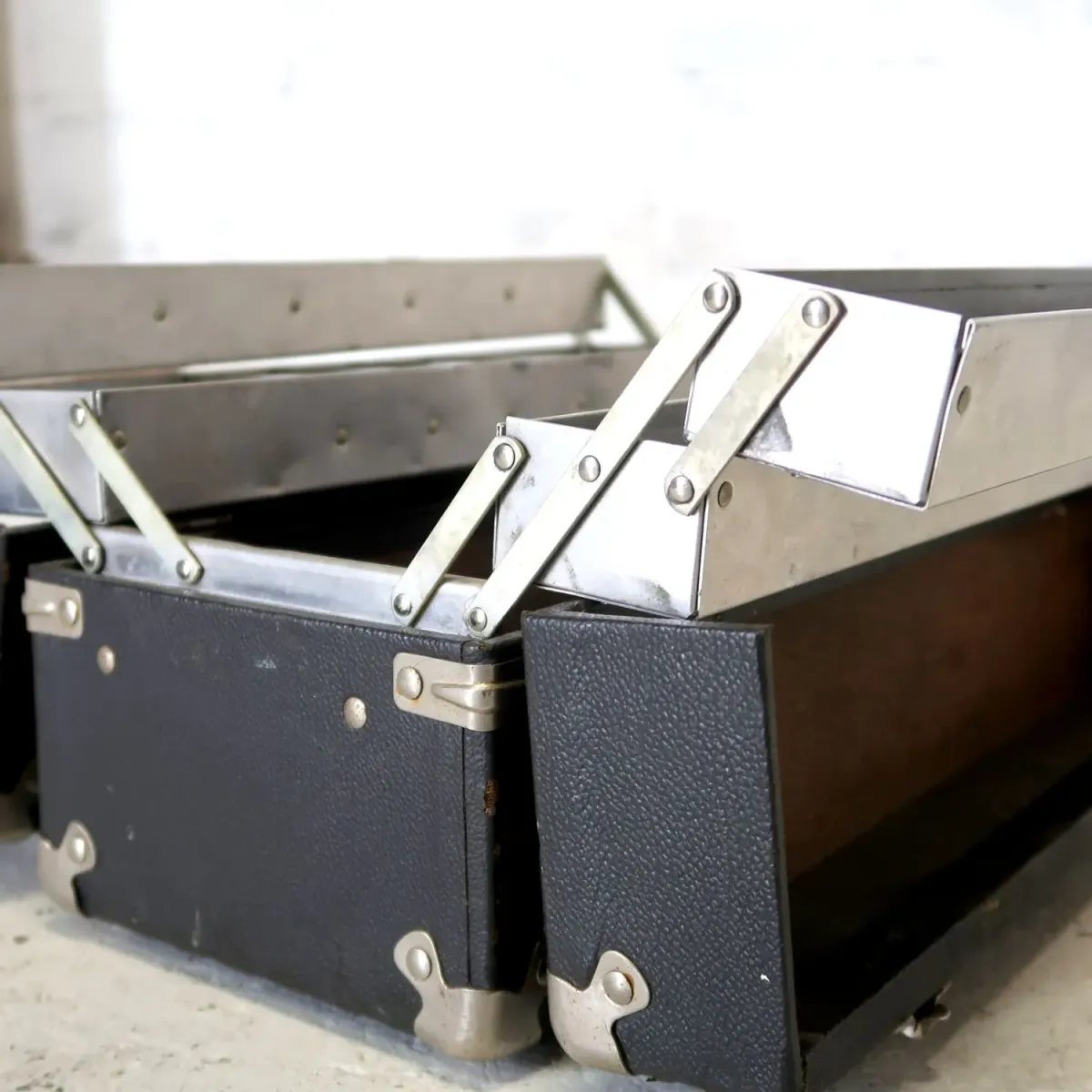 SYLVANIA ビンテージ サービスマントランク