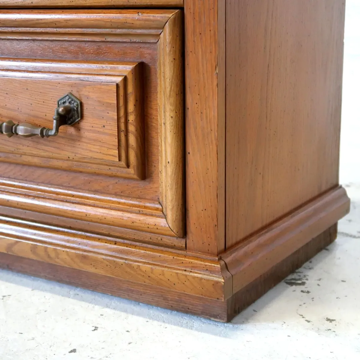 アンティーク ナイトスタンド