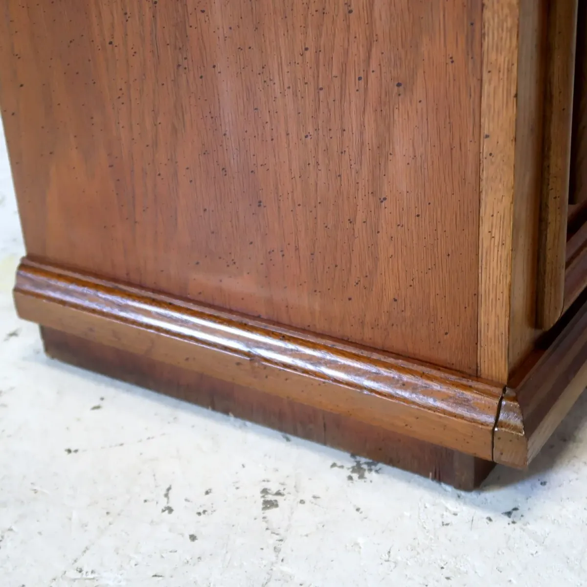 アンティーク ナイトスタンド