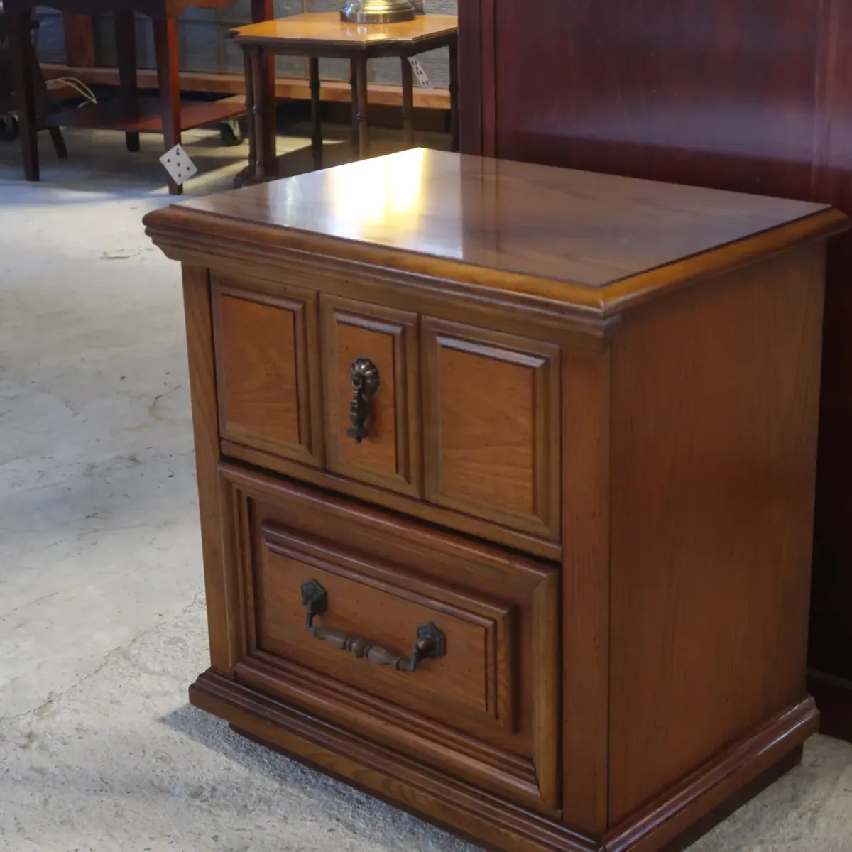 アンティーク ナイトスタンド