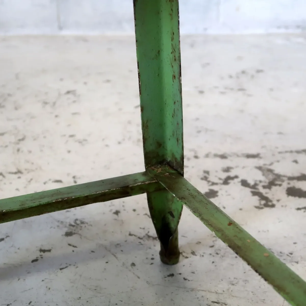 ビンテージ メタルスツール