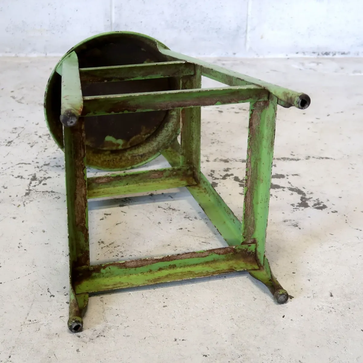 ビンテージ メタルスツール