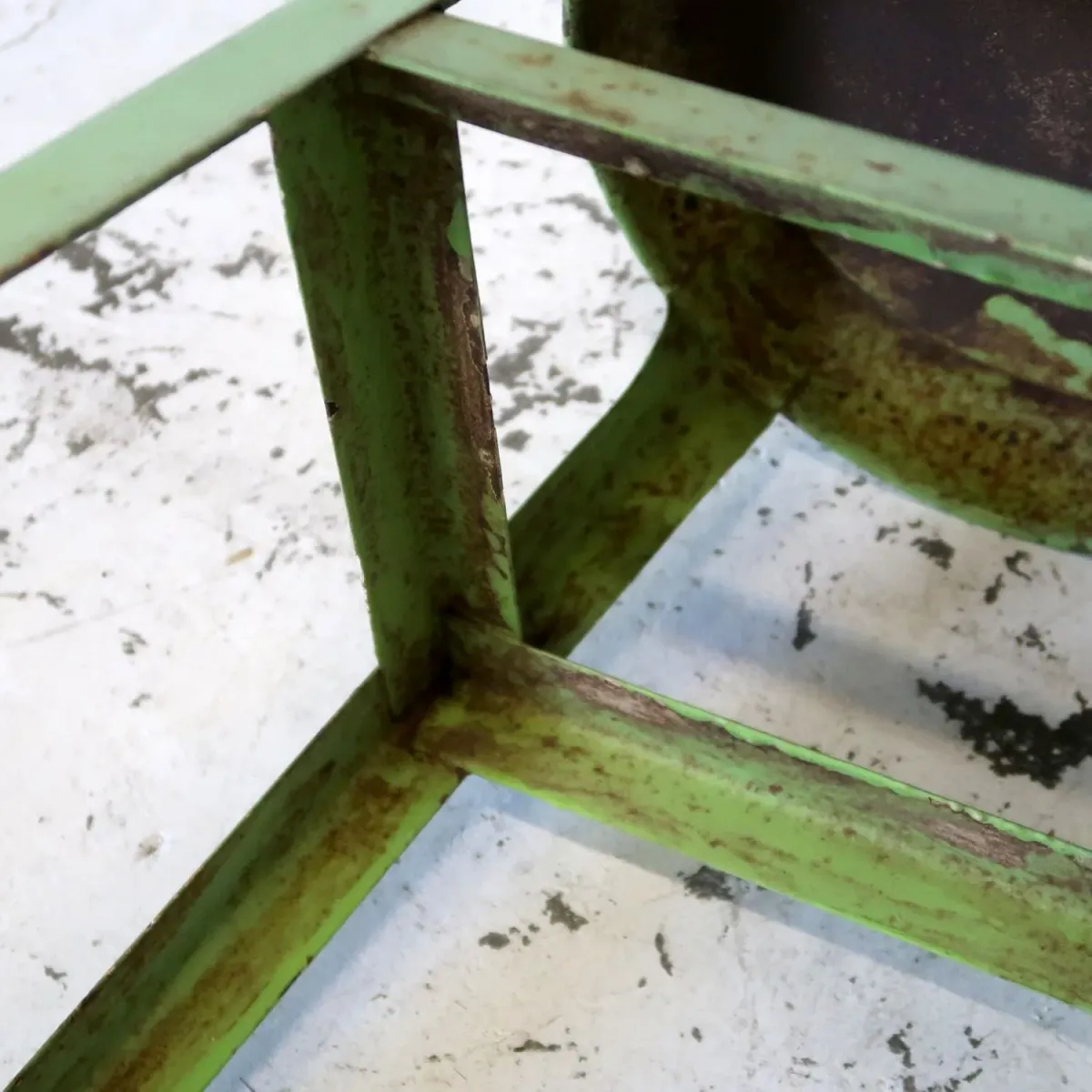 ビンテージ メタルスツール